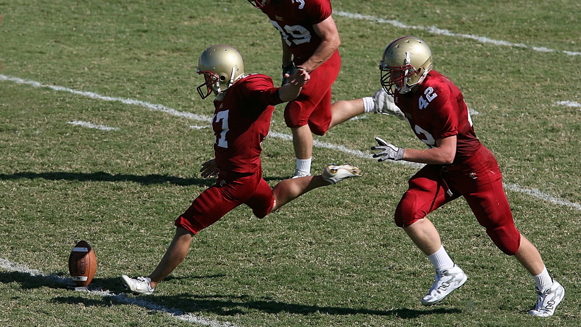 赛道风云，红牛一骑绝尘，周冠宇状态火热引关注
